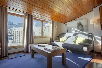 Apartamento turistico pas de la casa 04